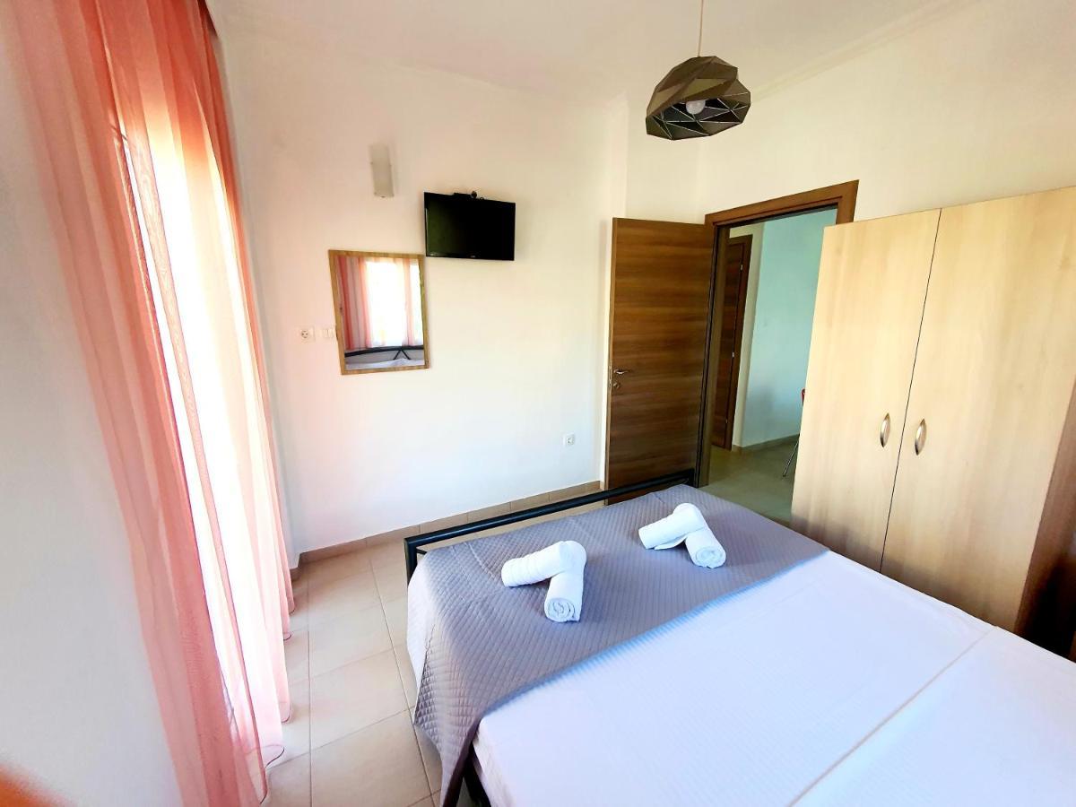 Nea Kallikrateia Cozy & Cool Apartment N1 30M From Sea מראה חיצוני תמונה